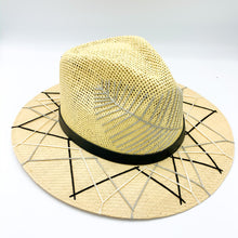 Load image into Gallery viewer, Black and White Feathers Sun Hat