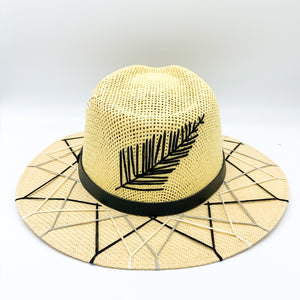 Black and White Feathers Sun Hat